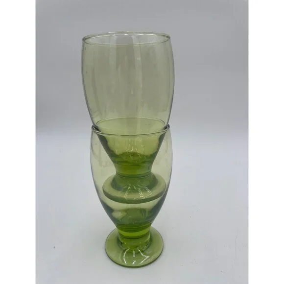 2 Vintage Mid Century Modern Olive Green Drink Wine Goblets 12 ounces - Picture 2 of 4